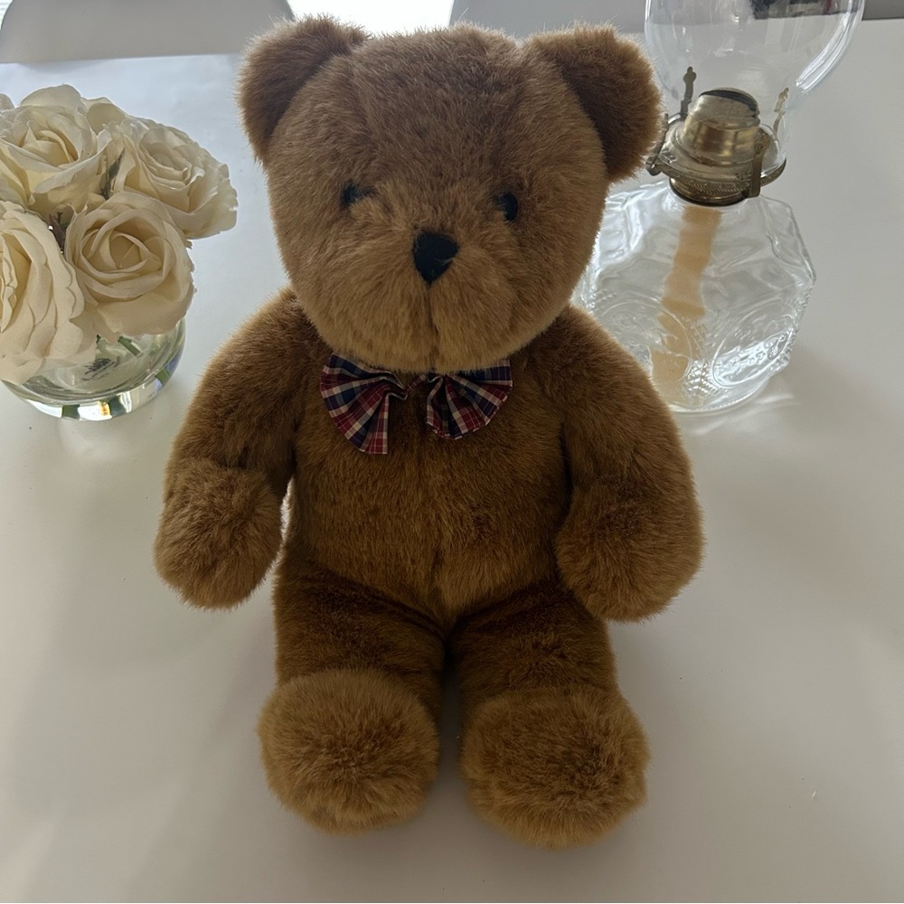 Vintage 1998 Classic brown teddy bear with argyle bow tie Cute